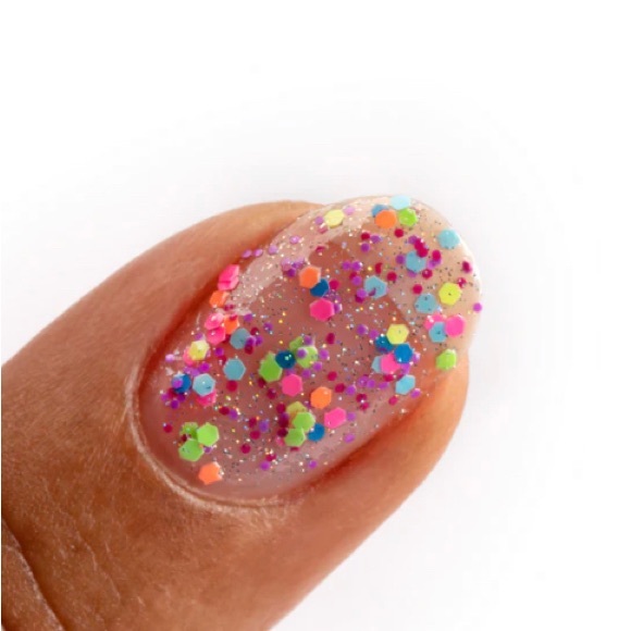 Lisa Frank X ORLY Hits The Spot Nail Polish - Picture 4 of 6